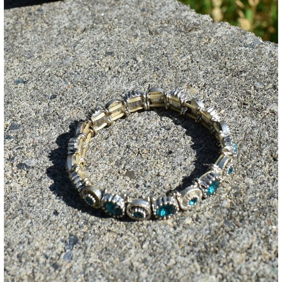 Turquoise Glass & Silver-Toned Bracelet – Coastal Luxe Statement - Picture 2 of 6
